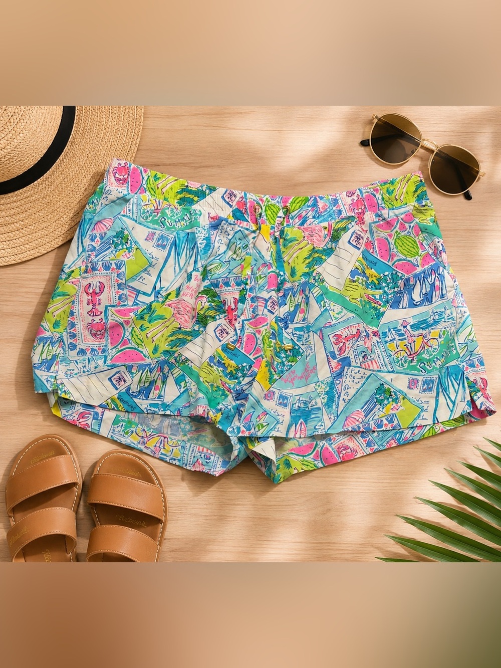 Lilly Pulitzer Tropical Postcard Print Pull-On Shorts Blue Green Pink Large